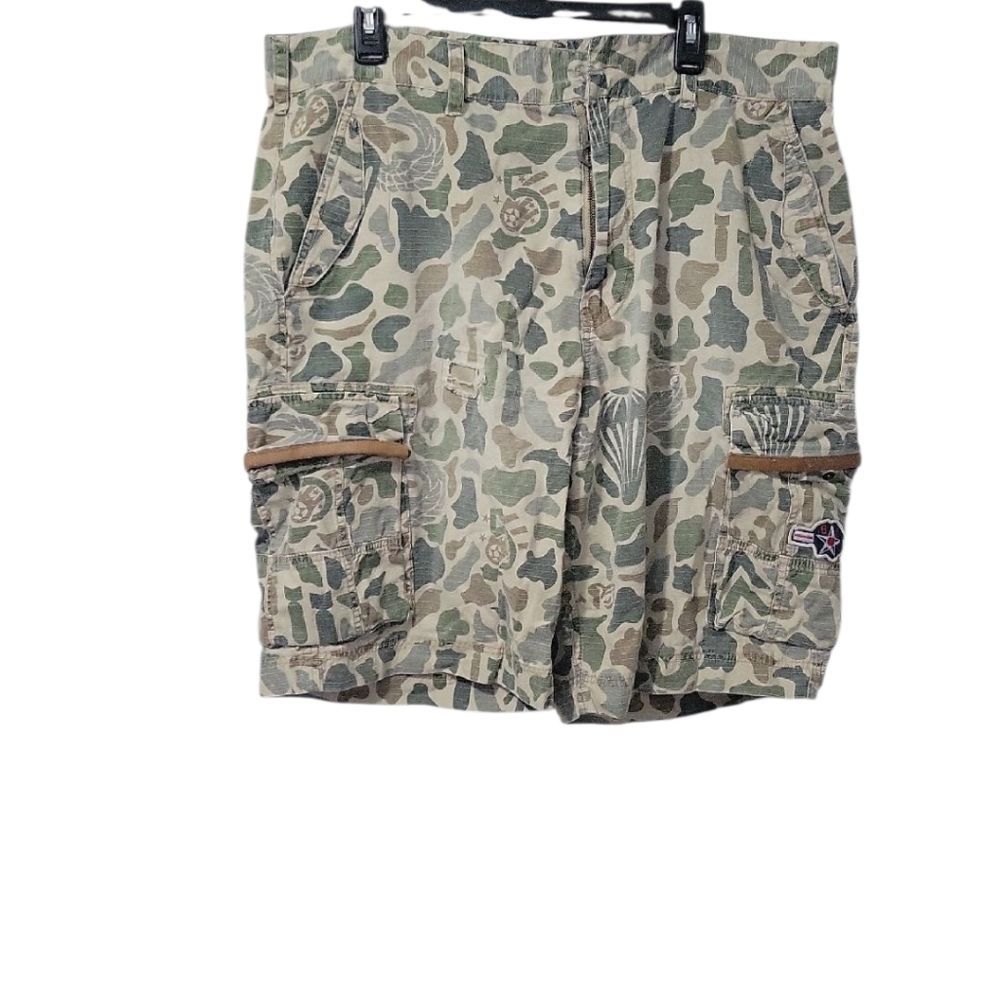 Born Fly Men's Camoflage Shorts- Size 40